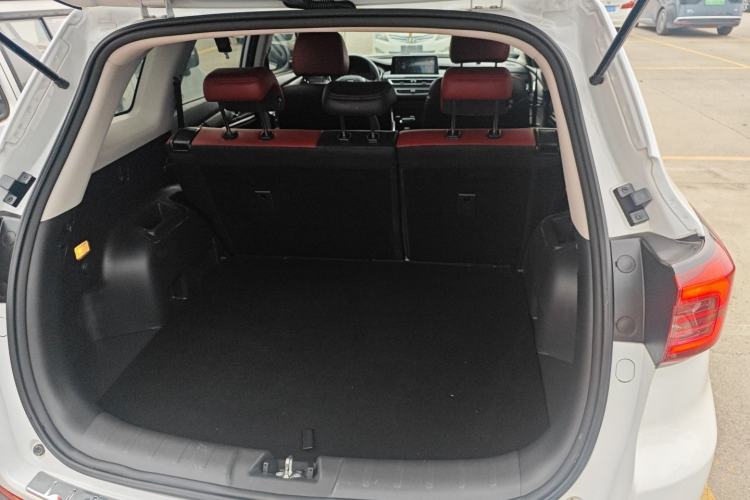 Used CHANGAN CS75 2022 Blue Whale Edition 1.5T DCT Prestige Model Trunk