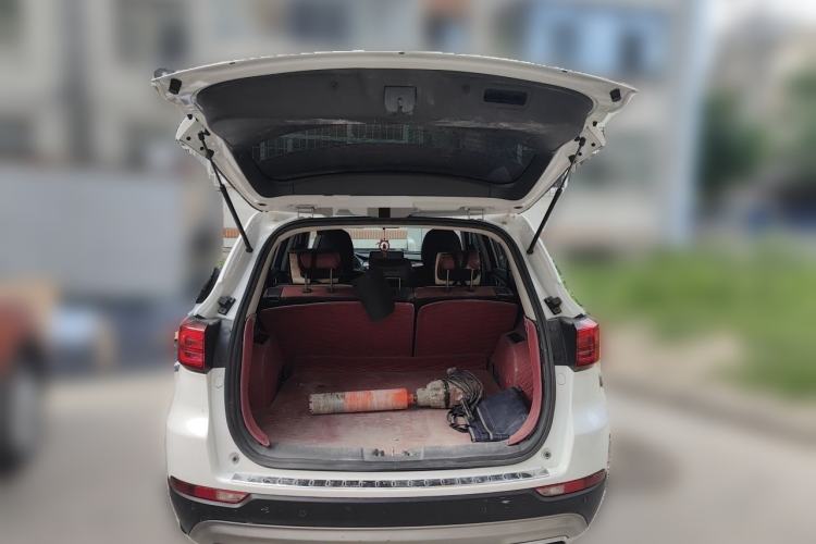 Used CHANGAN CS75 2022 Blue Whale Edition 1.5T Manual Elite Model Trunk