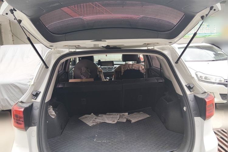Used CHANGAN CS75 2022 Blue Whale Edition 1.5T Manual Elite Model Trunk