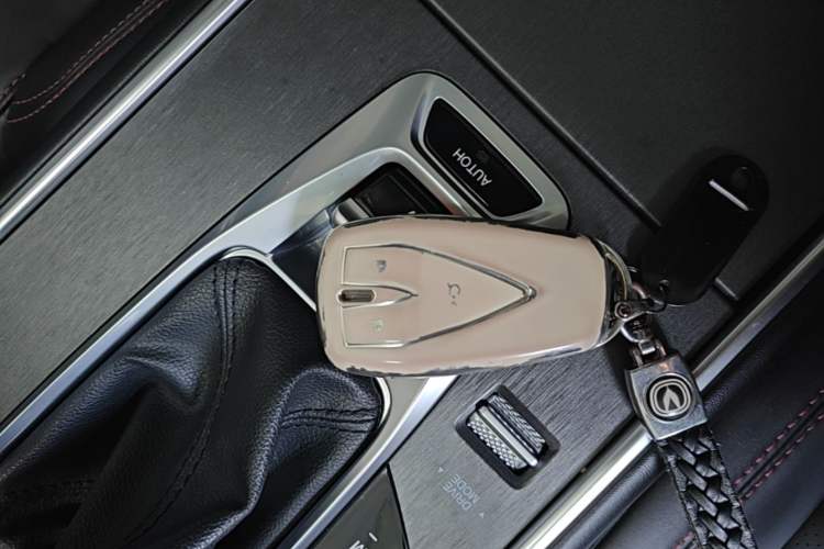 Used CHANGAN CS75 2022 Blue Whale Edition 1.5T DCT Luxury Model Vehicle Key