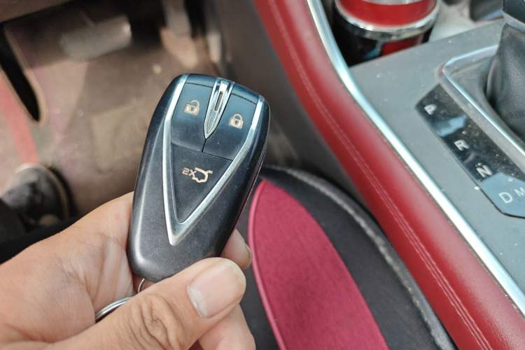 Used CHANGAN CS75 2022 Blue Whale Edition 1.5T DCT Luxury Model Vehicle Key