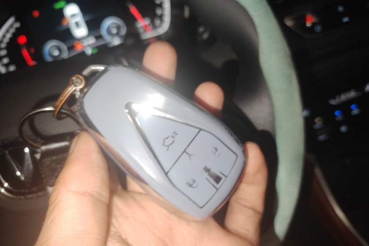 Used CHANGAN CS75 2022 Blue Whale Edition 1.5T DCT Prestige Model Vehicle Key