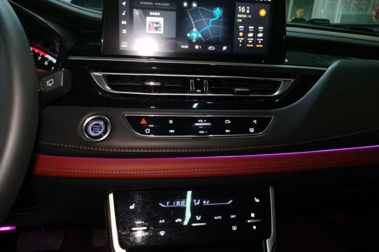 Used CHANGAN CS75 2023 Enjoy Edition 1.5T DCT Prestige Version Audio And AC Panel