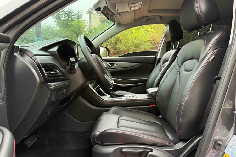 Used CHANGAN CS75 2023 Enjoy Edition 1.5T DCT Luxury Version Interior 3