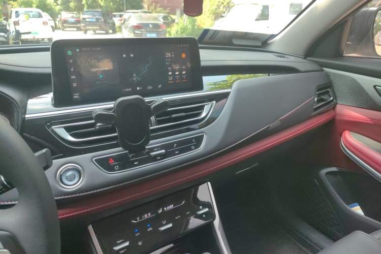 Used CHANGAN CS75 2023 Enjoy Edition 1.5T DCT Luxury Version Audio And AC Panel