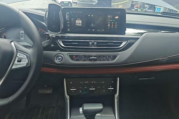 Used CHANGAN CS75 2023 Enjoy Edition 1.5T DCT Prestige Version Audio And AC Panel