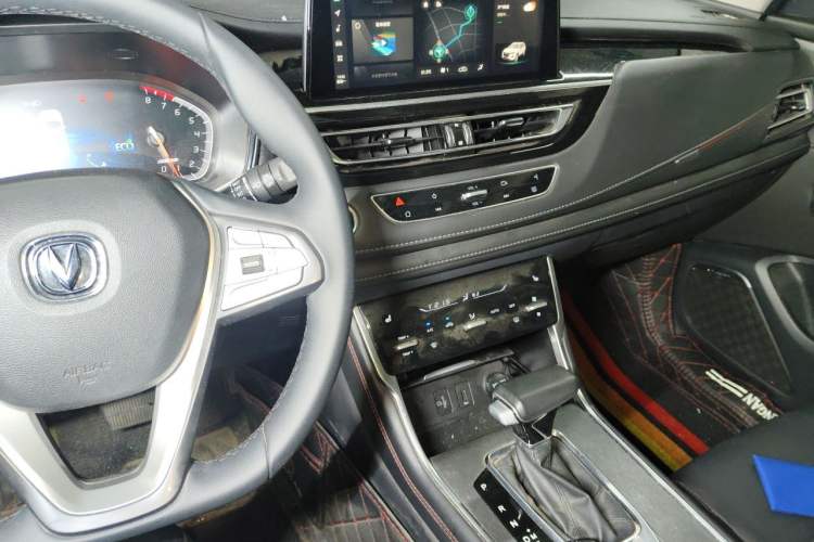 Used CHANGAN CS75 2023 Enjoy Edition 1.5T DCT Prestige Version Audio And AC Panel