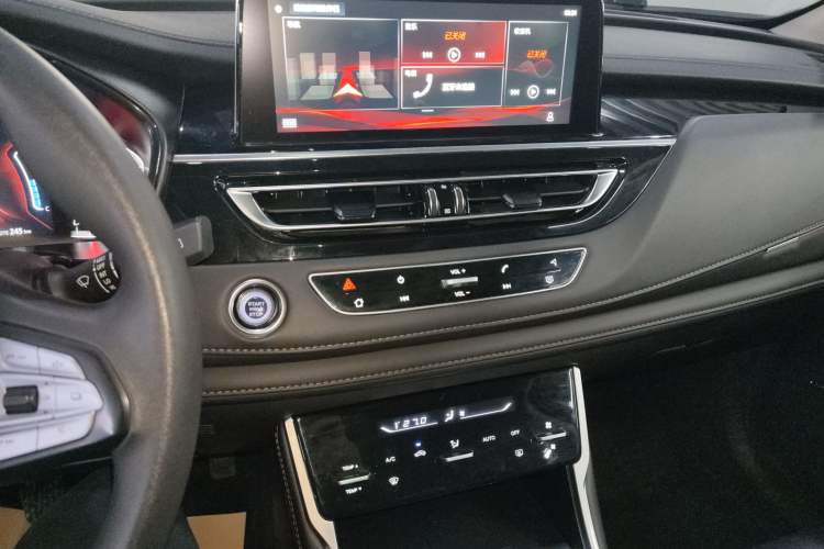 Used CHANGAN CS75 2023 Enjoy Edition 1.5T Manual Elite Model Audio And AC Panel
