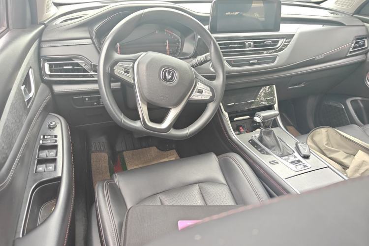 Used CHANGAN CS75 2023 Enjoy Edition 1.5T DCT Prestige Version Center Console