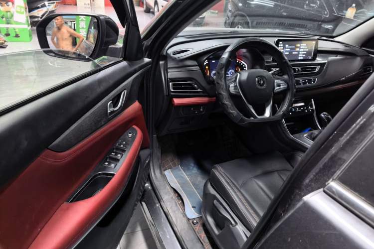 Used CHANGAN CS75 2023 Enjoy Edition 1.5T Manual Fashion Model Driver Seat