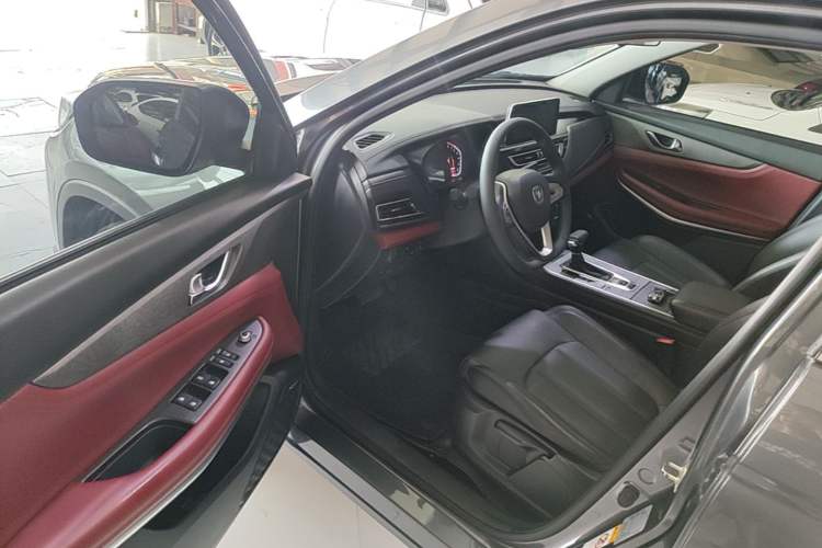 Used CHANGAN CS75 2023 Enjoy Edition 1.5T DCT Luxury Version Driver Seat