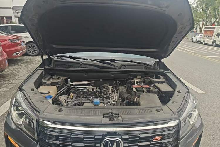 Used CHANGAN CS75 2023 Enjoy Edition 1.5T DCT Prestige Version Engine Bay