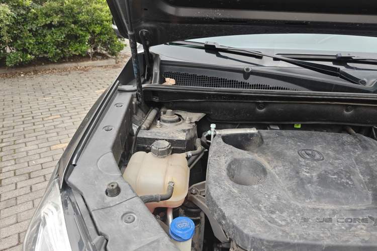 Used CHANGAN CS75 2023 Enjoy Edition 1.5T DCT Prestige Version Engine Bay Right
