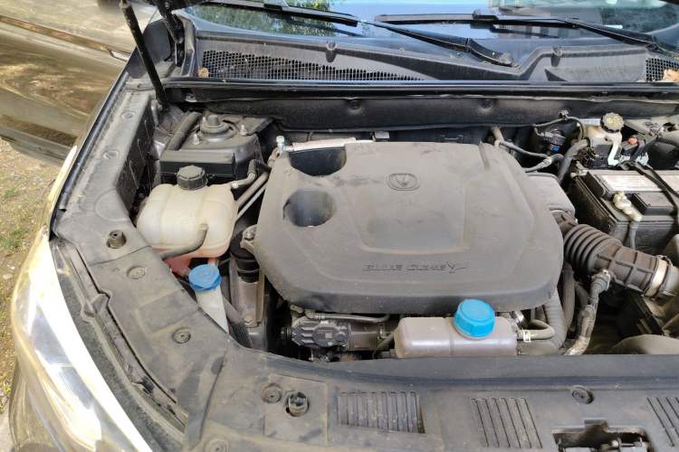 Used CHANGAN CS75 2023 Enjoy Edition 1.5T DCT Luxury Version Engine Bay Right