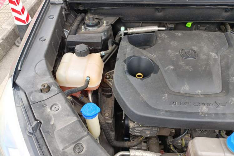 Used CHANGAN CS75 2023 Enjoy Edition 1.5T DCT Prestige Version Engine Bay Right