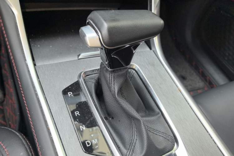 Used CHANGAN CS75 2023 Enjoy Edition 1.5T DCT Prestige Version Gear Lever