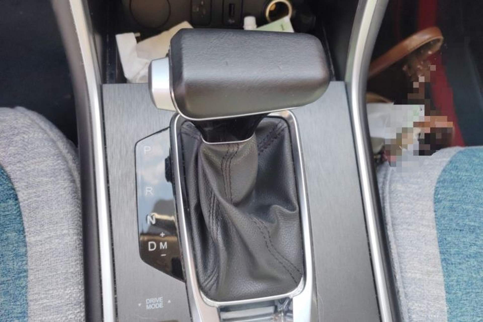 Used CHANGAN CS75 2023 Enjoy Edition 1.5T DCT Prestige Version Gear Lever