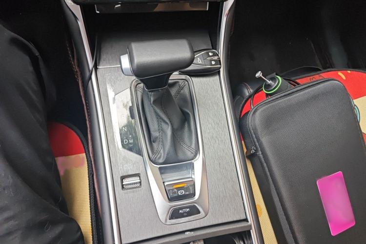 Used CHANGAN CS75 2023 Enjoy Edition 1.5T DCT Prestige Version Gear Lever