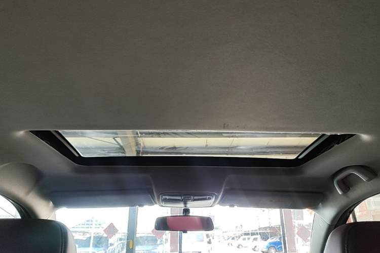 Used CHANGAN CS75 2023 Enjoy Edition 1.5T DCT Luxury Version Headliner
