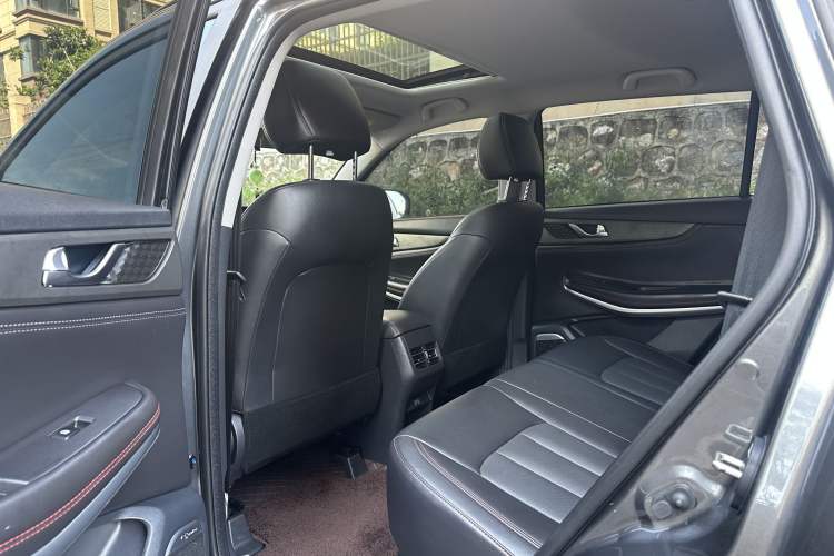 Used CHANGAN CS75 2023 Enjoy Edition 1.5T DCT Luxury Version Interior 3