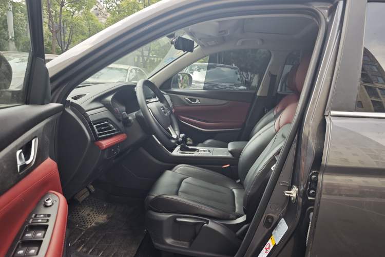 Used CHANGAN CS75 2023 Enjoy Edition 1.5T DCT Luxury Version Interior 4