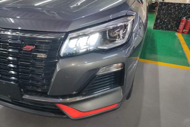 Used CHANGAN CS75 2023 Enjoy Edition 1.5T Manual Elite Model Left Front Headlight