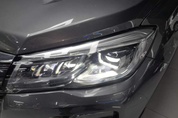 Used CHANGAN CS75 2023 Enjoy Edition 1.5T DCT Luxury Version Left Front Headlight
