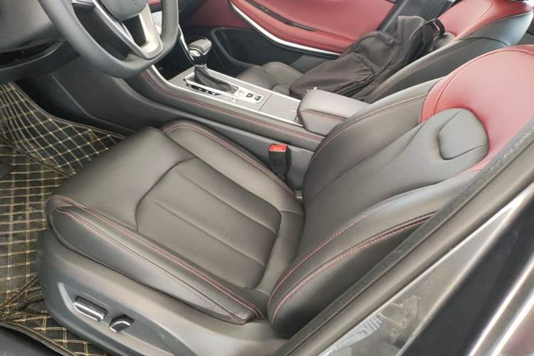 Used CHANGAN CS75 2023 Enjoy Edition 1.5T DCT Prestige Version Left Front Seat