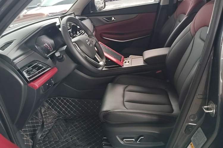 Used CHANGAN CS75 2023 Enjoy Edition 1.5T DCT Prestige Version Left Front Seat