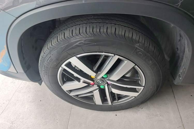 Used CHANGAN CS75 2023 Enjoy Edition 1.5T DCT Luxury Version Left Front Wheel Hub