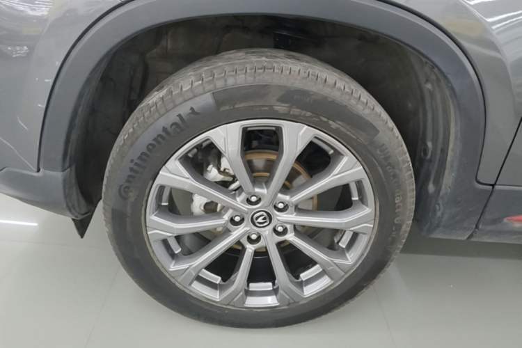 Used CHANGAN CS75 2023 Enjoy Edition 1.5T DCT Prestige Version Left Front Wheel Hub
