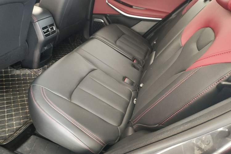 Used CHANGAN CS75 2023 Enjoy Edition 1.5T DCT Prestige Version Left Rear Seat