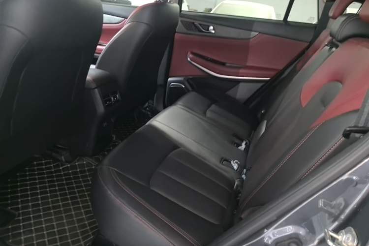 Used CHANGAN CS75 2023 Enjoy Edition 1.5T DCT Luxury Version Left Rear Seat
