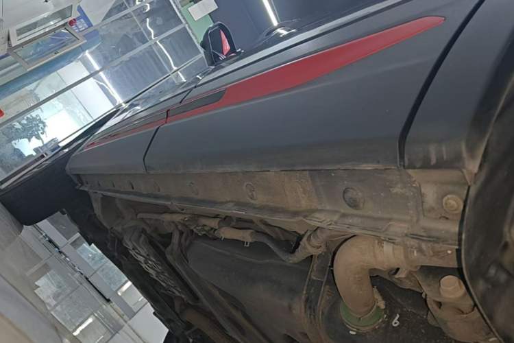 Used CHANGAN CS75 2023 Enjoy Edition 1.5T DCT Prestige Version Left Side Sill