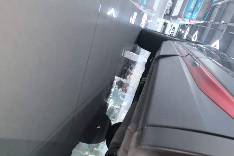Used CHANGAN CS75 2023 Enjoy Edition 1.5T DCT Luxury Version Left Side Sill