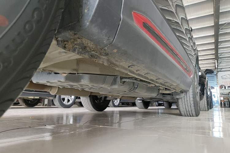 Used CHANGAN CS75 2023 Enjoy Edition 1.5T DCT Luxury Version Left Side Sill