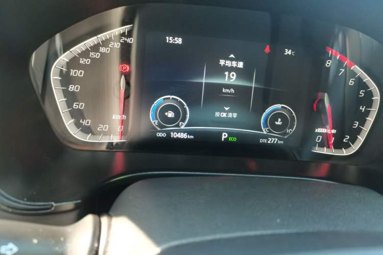 Used CHANGAN CS75 2023 Enjoy Edition 1.5T DCT Luxury Version Odometer Close Up