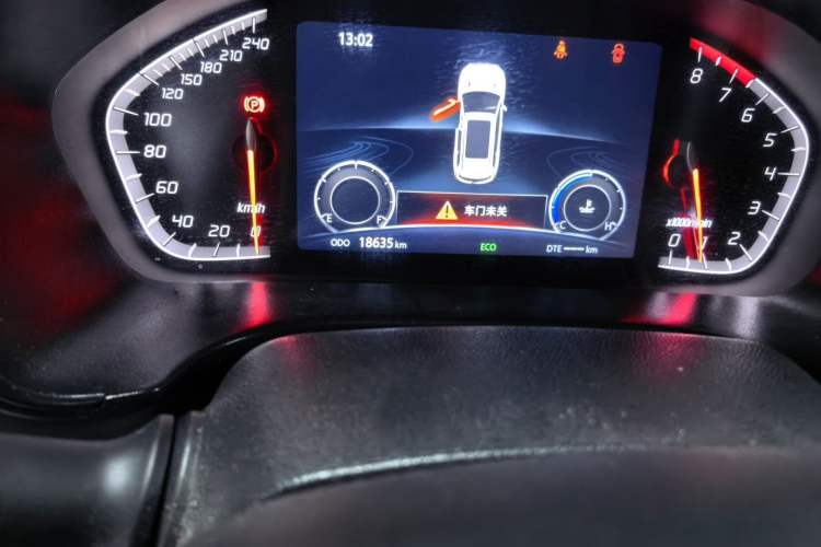 Used CHANGAN CS75 2023 Enjoy Edition 1.5T Manual Fashion Model Odometer Close Up
