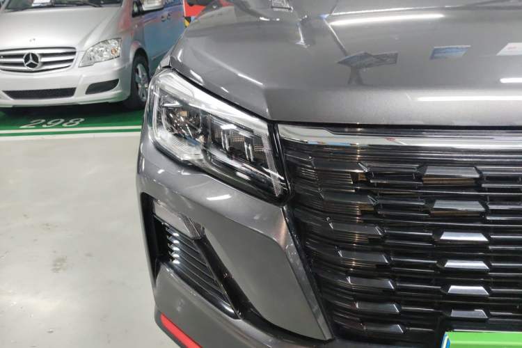 Used CHANGAN CS75 2023 Enjoy Edition 1.5T DCT Prestige Version Right Front Headlight
