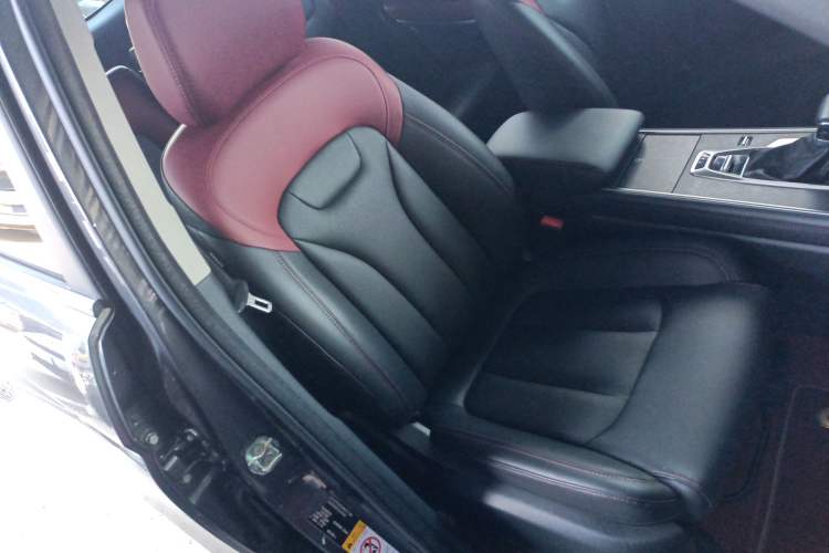 Used CHANGAN CS75 2023 Enjoy Edition 1.5T DCT Luxury Version Right Front Seat