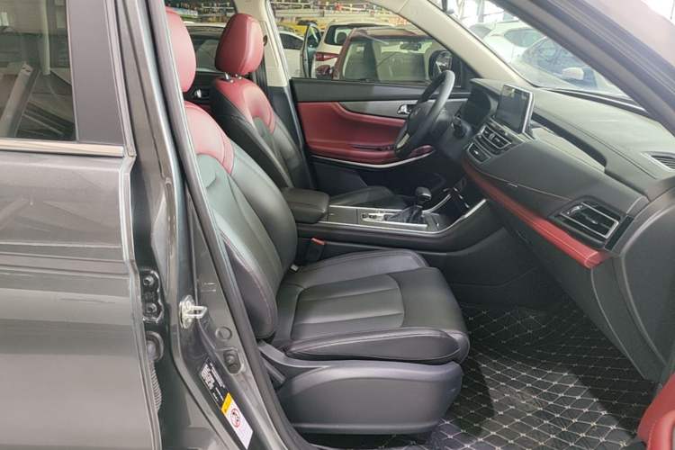Used CHANGAN CS75 2023 Enjoy Edition 1.5T DCT Luxury Version Right Front Seat