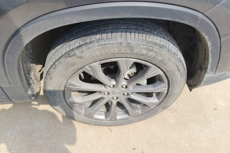 Used CHANGAN CS75 2023 Enjoy Edition 1.5T DCT Prestige Version Right Front Wheel Hub