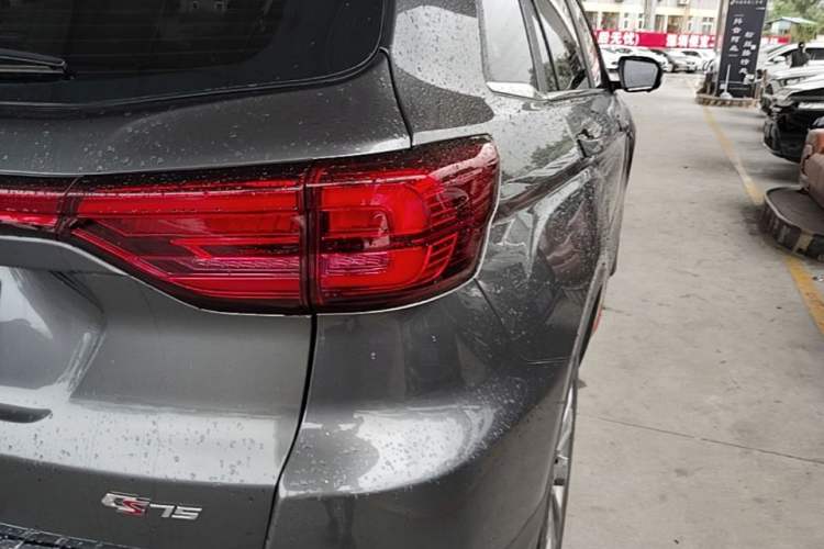 Used CHANGAN CS75 2023 Enjoy Edition 1.5T DCT Prestige Version Right Rear Taillight