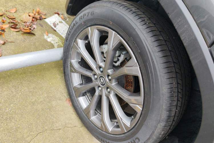 Used CHANGAN CS75 2023 Enjoy Edition 1.5T DCT Prestige Version Right Rear Wheel Hub