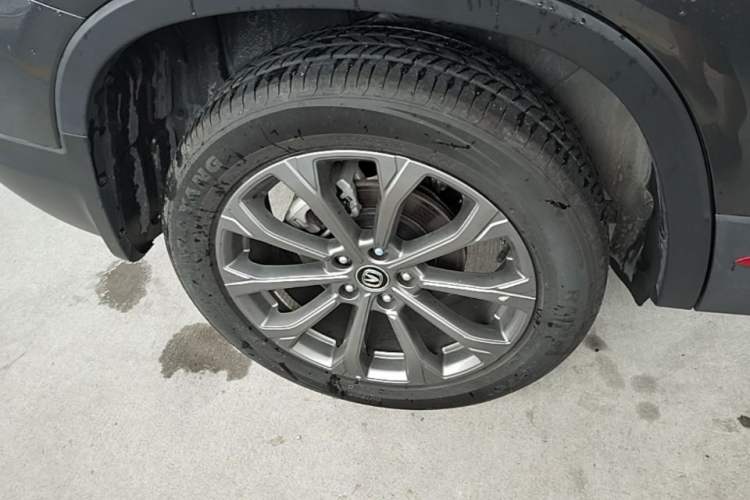 Used CHANGAN CS75 2023 Enjoy Edition 1.5T DCT Prestige Version Right Rear Wheel Hub