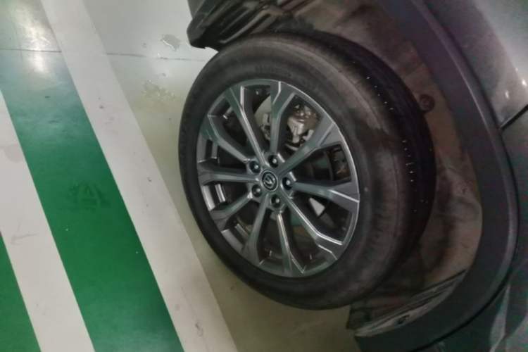 Used CHANGAN CS75 2023 Enjoy Edition 1.5T DCT Prestige Version Right Rear Wheel Hub
