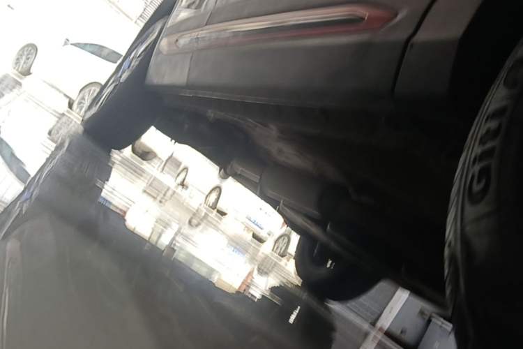 Used CHANGAN CS75 2023 Enjoy Edition 1.5T DCT Luxury Version Right Side Sill