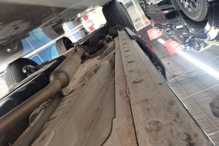 Used CHANGAN CS75 2023 Enjoy Edition 1.5T DCT Luxury Version Right Side Sill