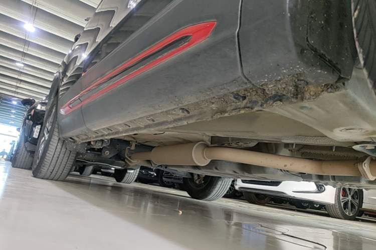 Used CHANGAN CS75 2023 Enjoy Edition 1.5T DCT Luxury Version Right Side Sill