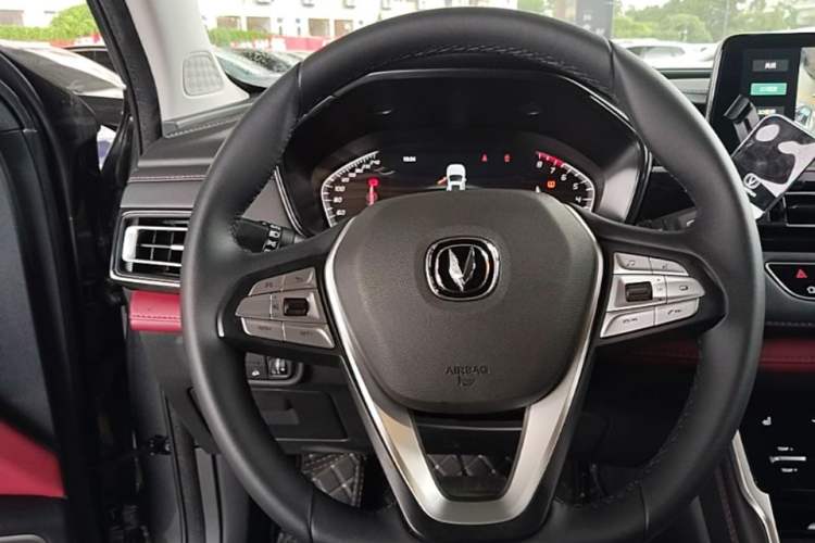 Used CHANGAN CS75 2023 Enjoy Edition 1.5T DCT Prestige Version Steering Wheel